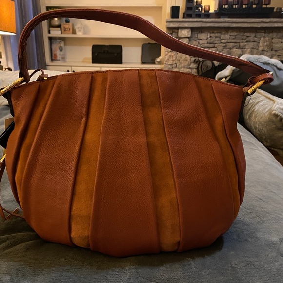 Aimee Kestenberg Handbags - Gorgeous Aimee Kestenberg Rich Brown Shoulder Bag